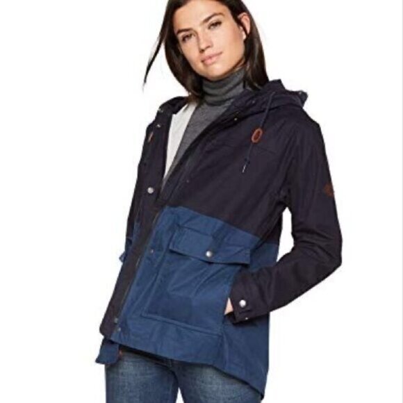 Woolrich Eco Rich Crestview Heritage Jacket in Blue - Picture 1 of 6